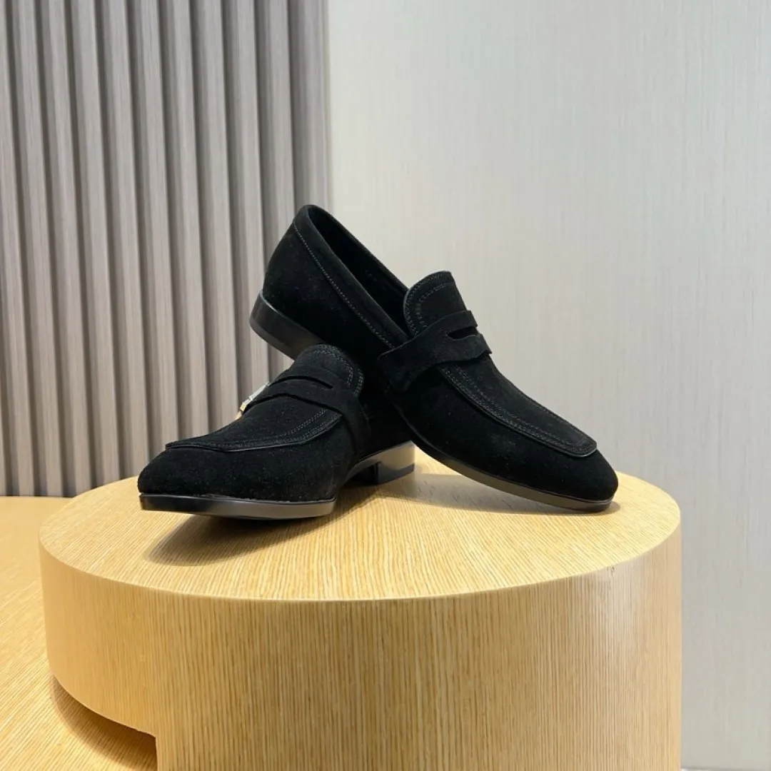 Men's Men's Shoes💰P640💰🔥《Ferragamo》👏Latest • High-end top brand luxury ~ purchasing agency, top quality ~. New fashionable business men's shoes🔜The uppers are made of original open-edge beaded cowhide➕cowhide·lining, with fine workmanship. The original stylish and soft combination wear-resistant and non-slip outsole is light and comfortable on the feet. The real thing looks better in real photos. Size: 38--44